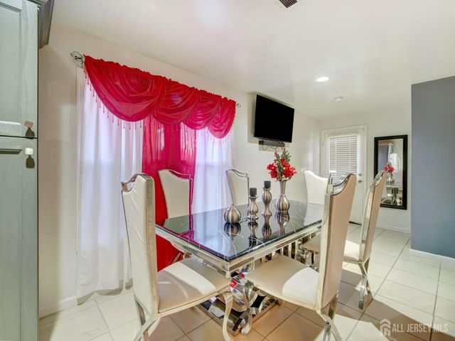 267 Watson Avenue, Perth Amboy, NJ 08861