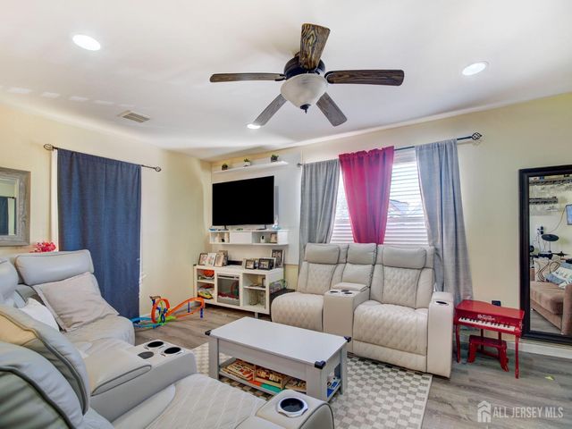 267 Watson Avenue, Perth Amboy, NJ 08861