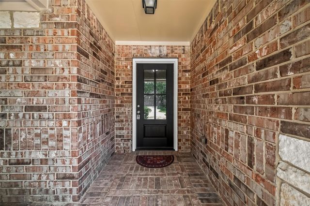 4714 Lake Rim Drive, Alvin, TX 77511