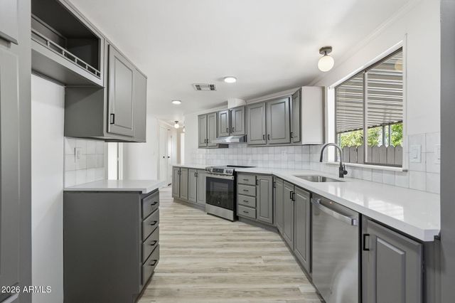 8601 N 103RD Avenue 226, Peoria, AZ 85345