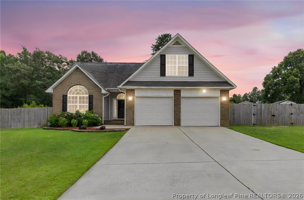 116 Woodbine Drive, Raeford, NC 28376 — exterior