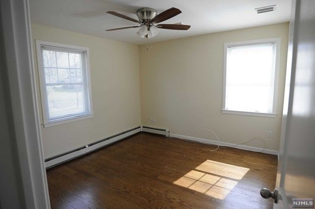 863 Bogert Road, River Edge, NJ 07661
