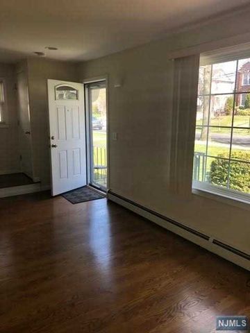 863 Bogert Road, River Edge, NJ 07661