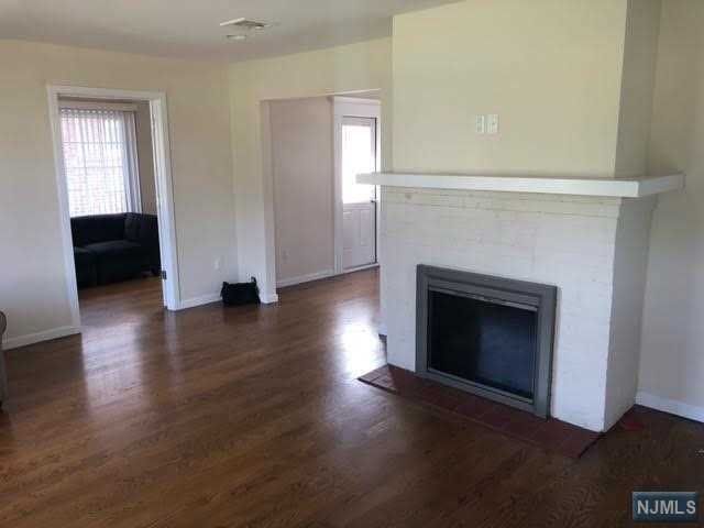 863 Bogert Road, River Edge, NJ 07661