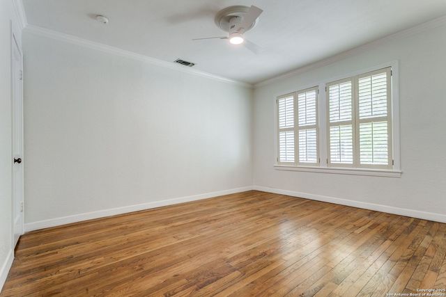 112 Bryn Mawr Dr, San Antonio, TX 78209