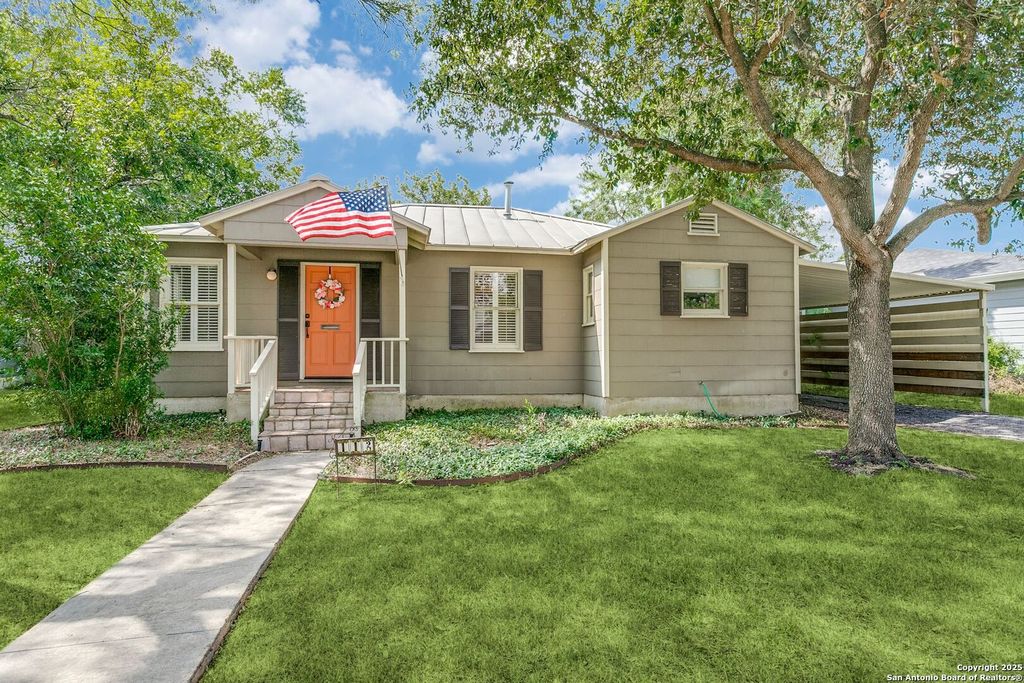 112 Bryn Mawr Dr, San Antonio, TX 78209