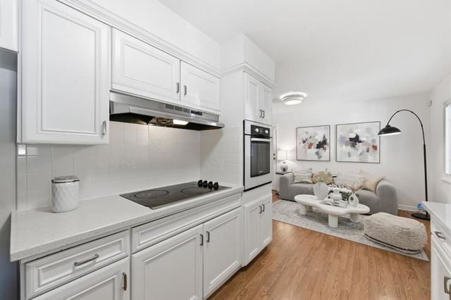 681 Emerald Hill Road, Redwood City, CA 94061