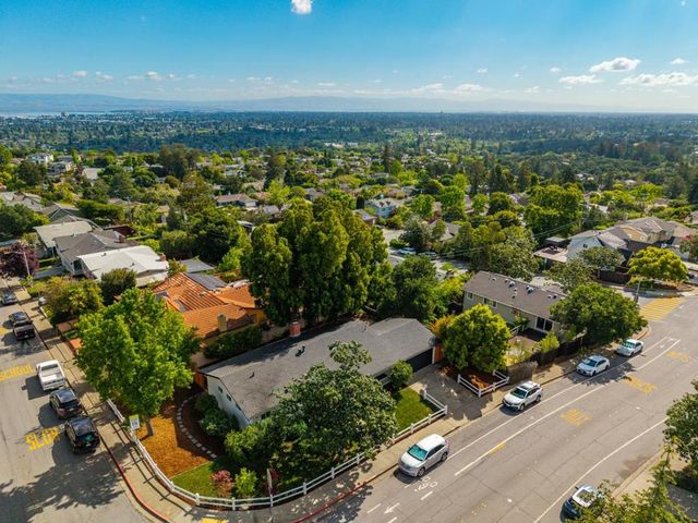 681 Emerald Hill Road, Redwood City, CA 94061