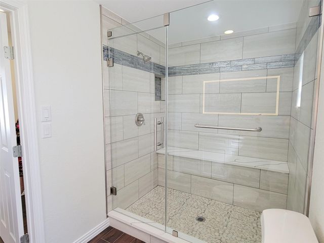 519 N Shady Lane, La Porte, TX 77571