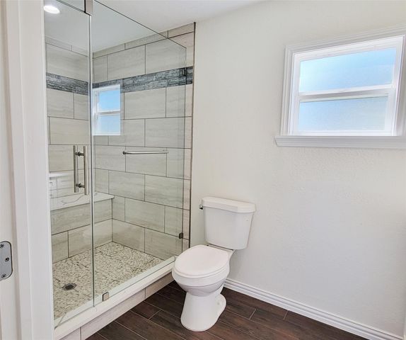 519 N Shady Lane, La Porte, TX 77571