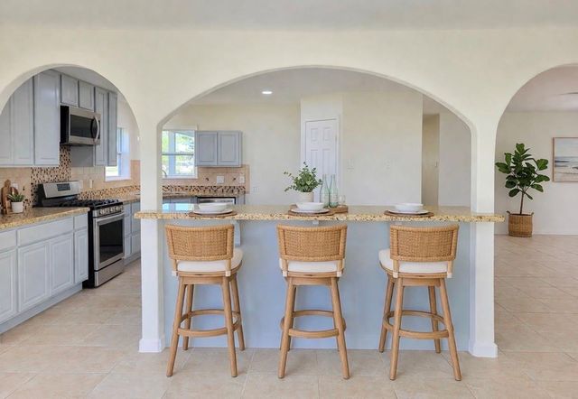 519 N Shady Lane, La Porte, TX 77571