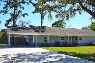 519 N Shady Lane, La Porte, TX 77571