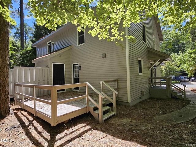 5906 Applewood Lane, Raleigh, NC 27609