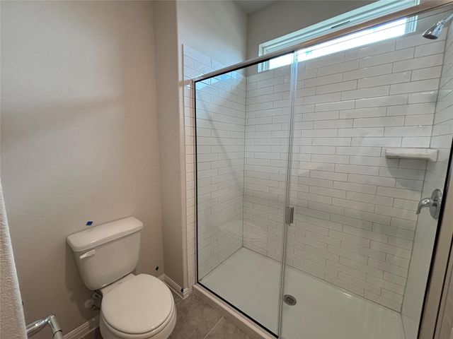 212 Barret DR, Liberty Hill, TX 78642