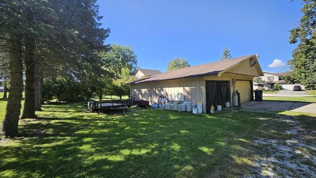 9601 S Shepard AVENUE, Oak Creek, WI 53154