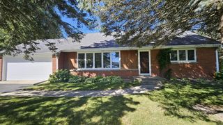 9601 S Shepard AVENUE, Oak Creek, WI 53154