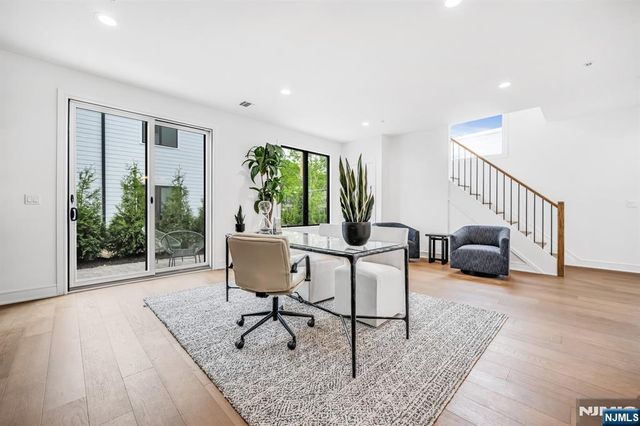 28 Skye Drive, Paramus, NJ 07652
