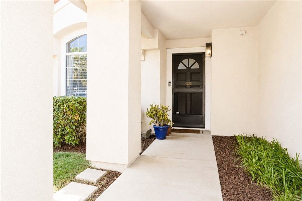 28603 River Glen Court, Menifee, CA 92584 — photo 4