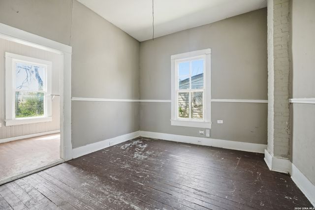 924 Wyoming, San Antonio, TX 78203