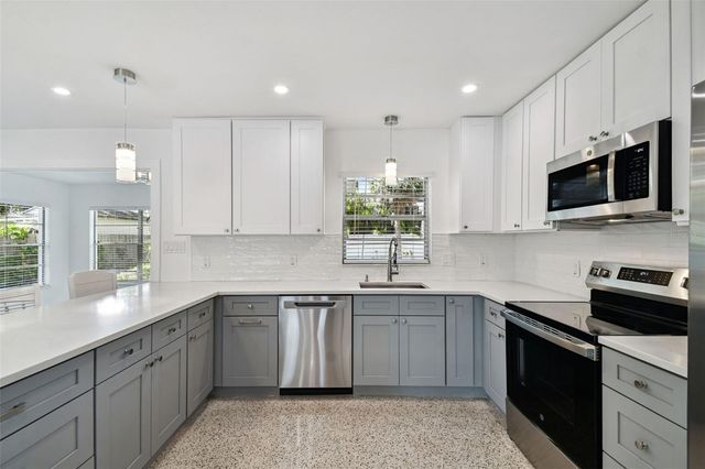 3623 S LIGHTNER DRIVE, Tampa, FL 33629