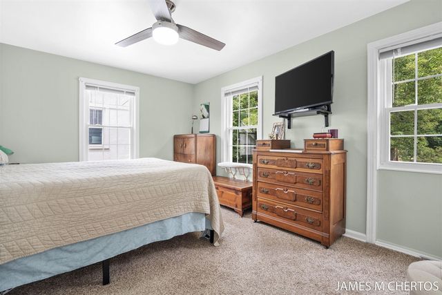 2436 Madison Avenue, Grand Rapids, MI 49507