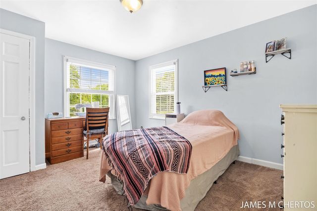 2436 Madison Avenue, Grand Rapids, MI 49507