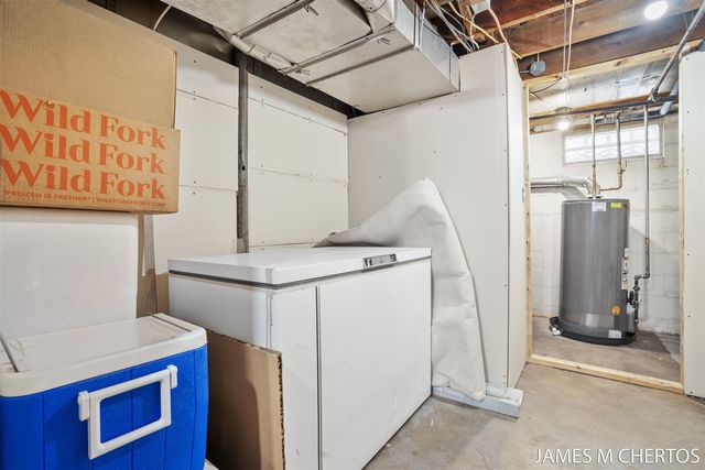 2436 Madison Avenue, Grand Rapids, MI 49507