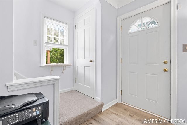 2436 Madison Avenue, Grand Rapids, MI 49507