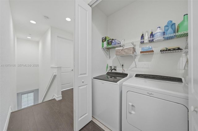 11349 SW 14th St, Pembroke Pines, FL 33025