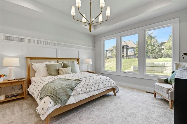 25086 W 98th Place, Lenexa, KS 66227
