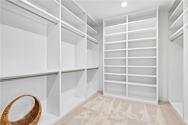 25086 W 98th Place, Lenexa, KS 66227