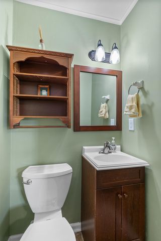 423 Coggins Shore Road, Inman, SC 29349