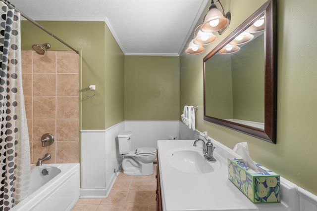 423 Coggins Shore Road, Inman, SC 29349