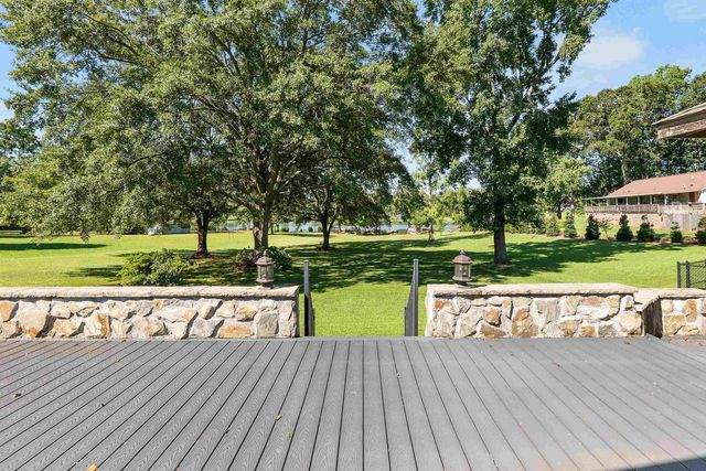 423 Coggins Shore Road, Inman, SC 29349