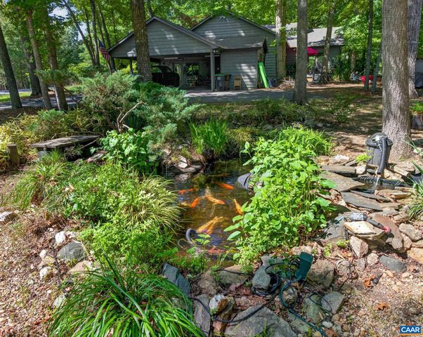 54 AMETHYST RD, Palmyra, VA 22963