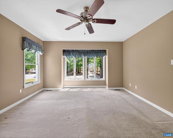 54 AMETHYST RD, Palmyra, VA 22963