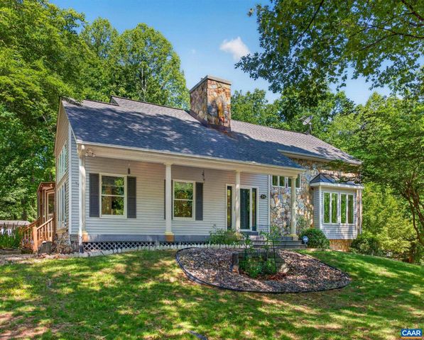 54 AMETHYST RD, Palmyra, VA 22963