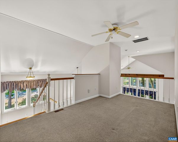54 AMETHYST RD, Palmyra, VA 22963