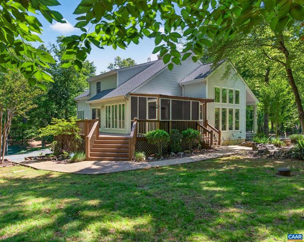 54 AMETHYST RD, Palmyra, VA 22963