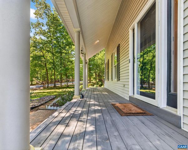 54 AMETHYST RD, Palmyra, VA 22963