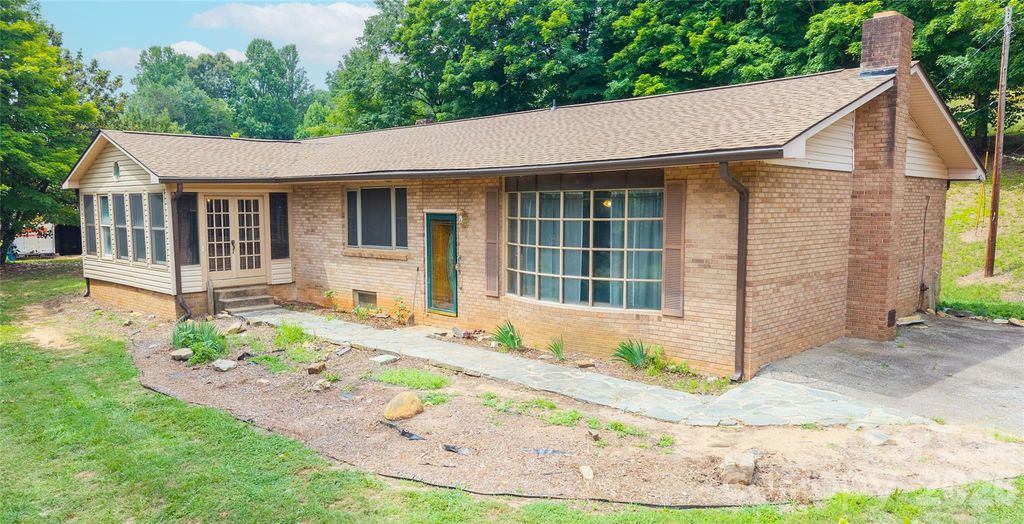 3840 Bradley Road, Morganton, NC 28655