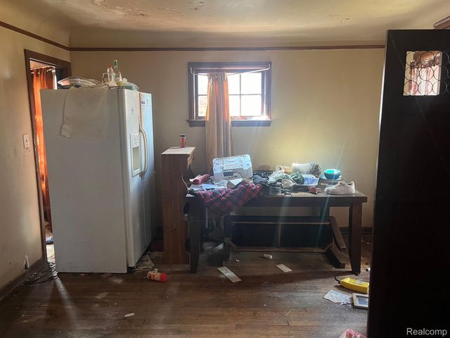 11774 COLLEGE Street, Detroit, MI 48205