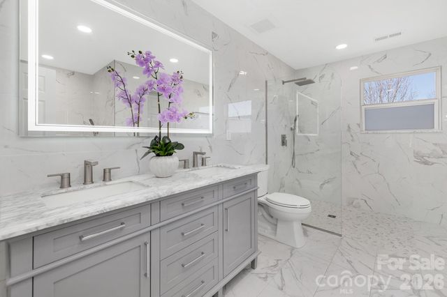 1612 Beleek Ridge Lane, Clover, SC 29710