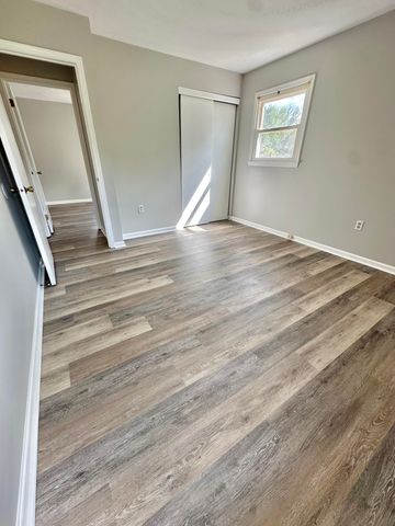 17 Cliffwood DR, Eagle Rock, VA 24085