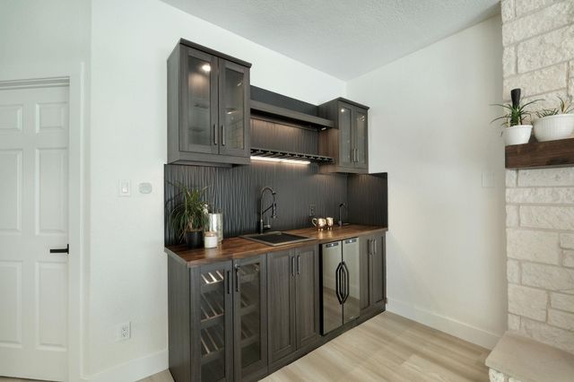 1525 County Road 262, Georgetown, TX 78633