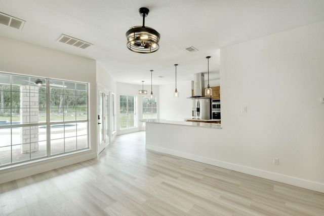 1525 County Road 262, Georgetown, TX 78633