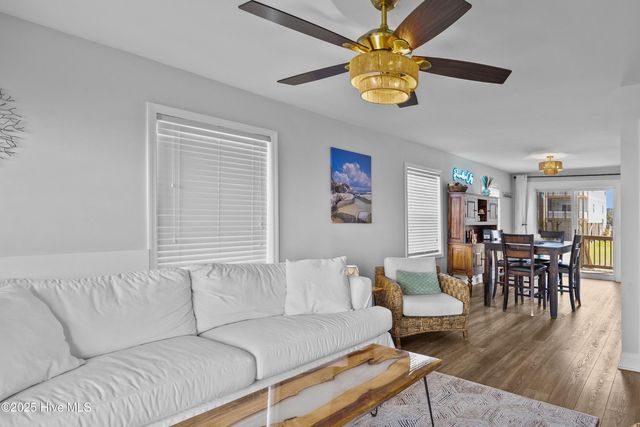 127 Sea Gull Lane, N Topsail Beach, NC 28460