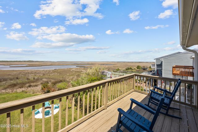 127 Sea Gull Lane, N Topsail Beach, NC 28460