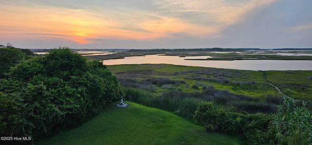 127 Sea Gull Lane, N Topsail Beach, NC 28460