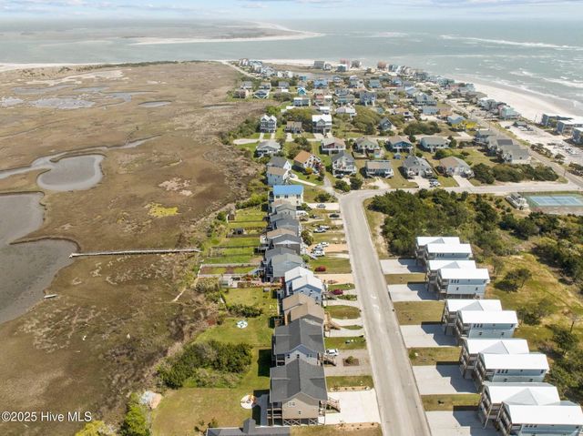 127 Sea Gull Lane, N Topsail Beach, NC 28460